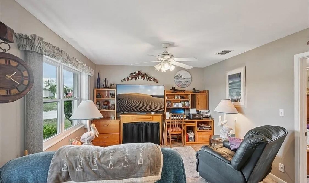 13504 Tangelo Street - Photo 4