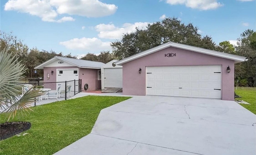 13504 Tangelo Street - Photo 1