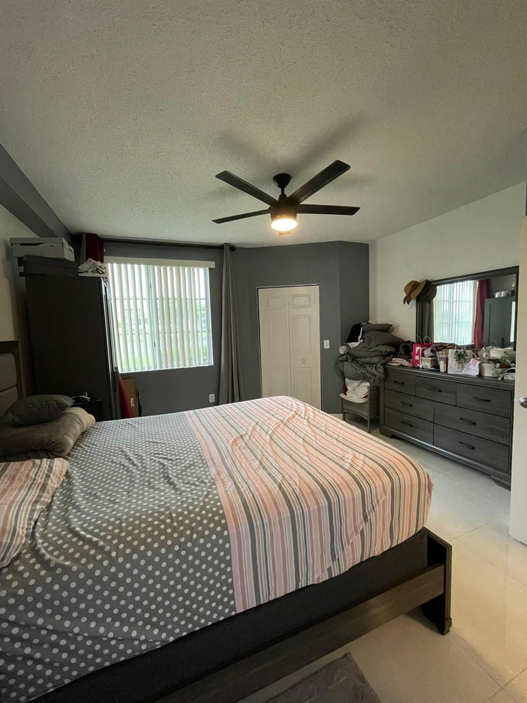 7950 N Nob Hill Road - Photo 11