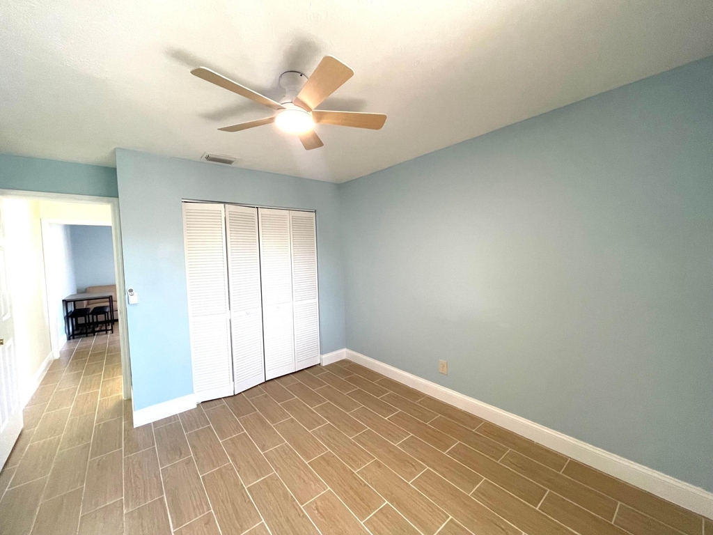 5753 Se Mercedes Avenue - Photo 11