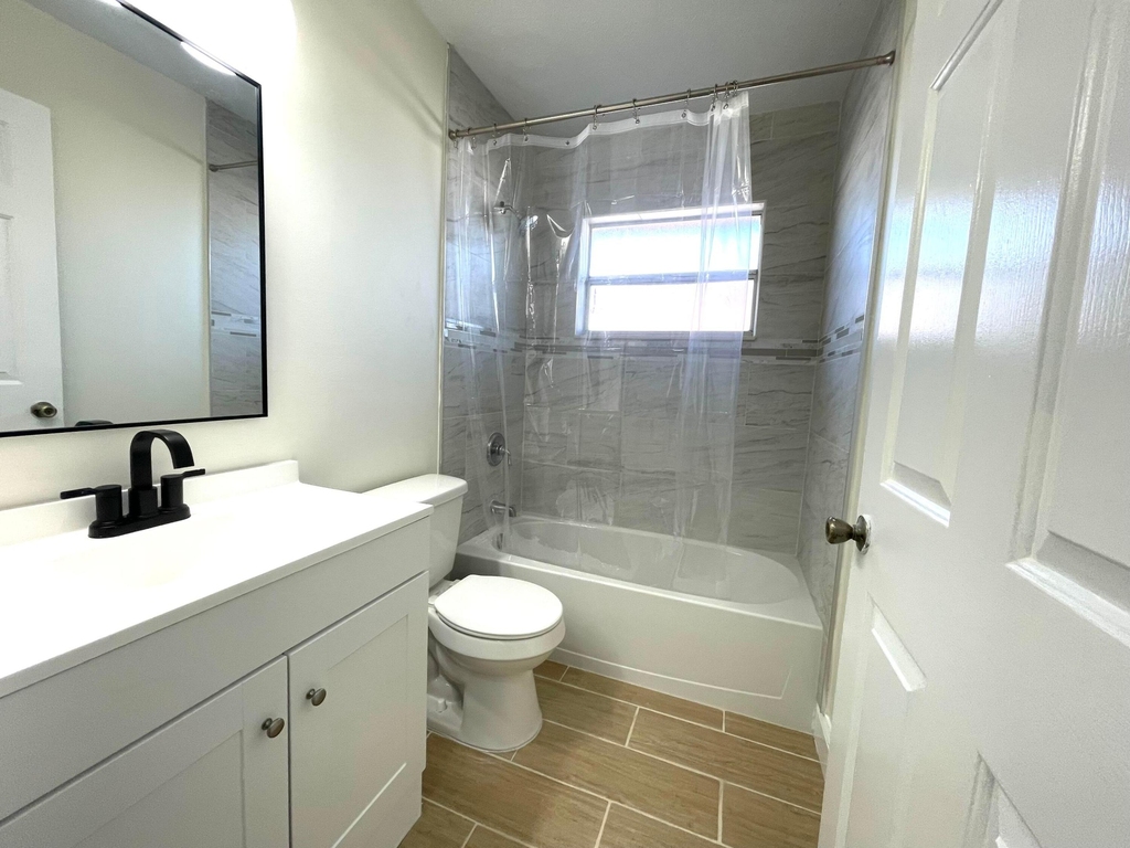 5753 Se Mercedes Avenue - Photo 8