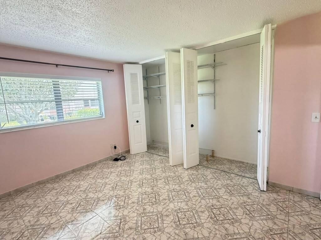 2727 Dudley Drive W - Photo 6