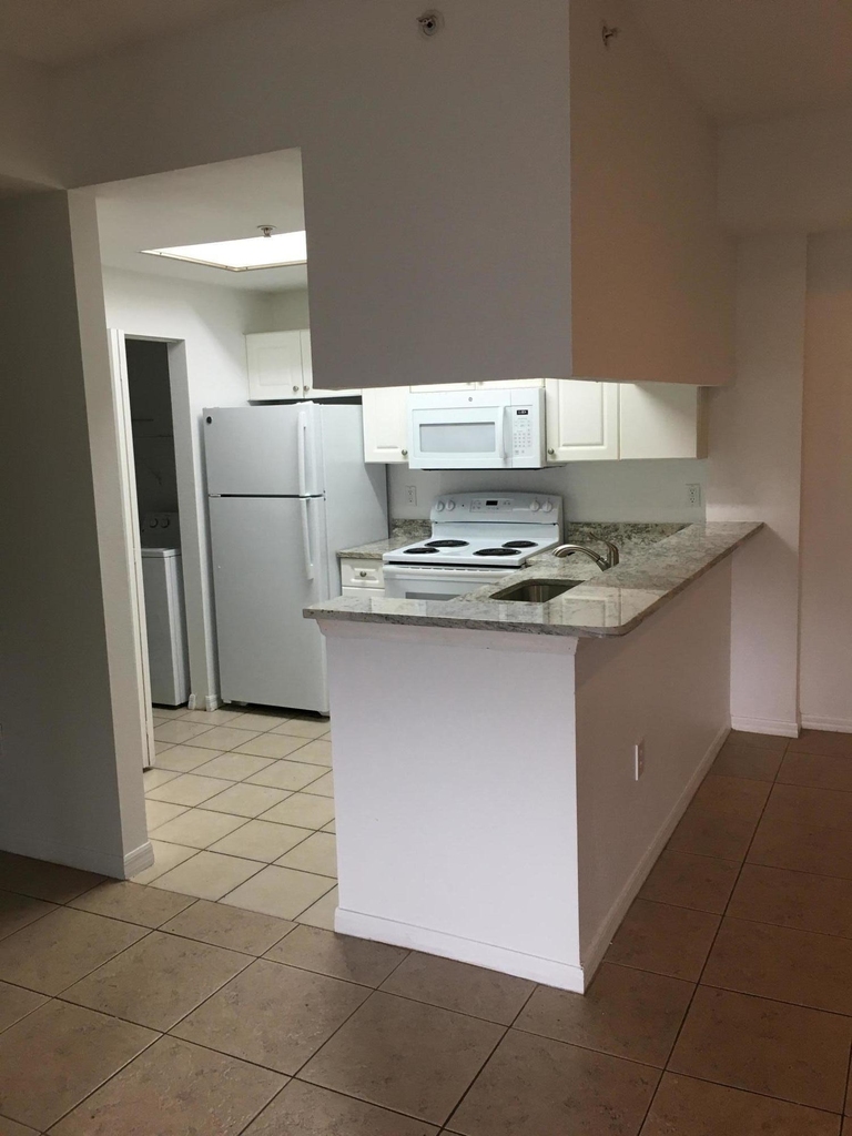 2801 Sarento Place - Photo 1