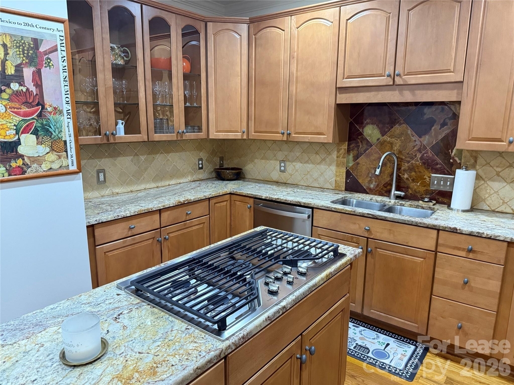 421 Spring Street - Photo 4