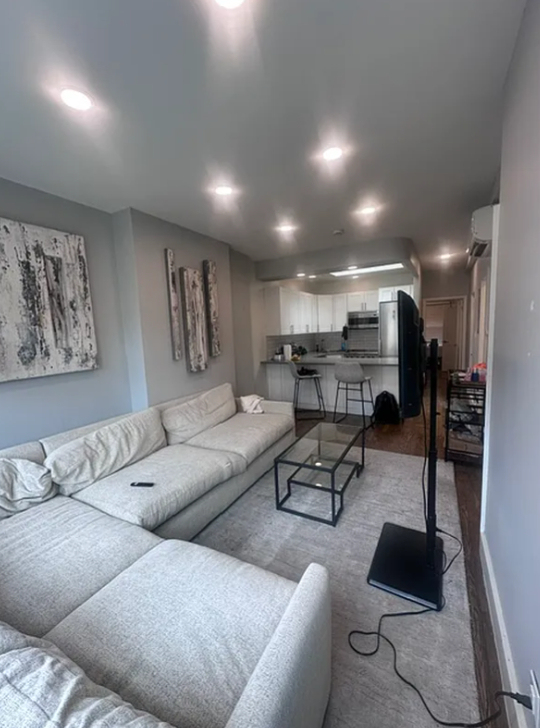 304 Bleecker Street - Photo 1