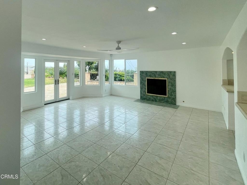 1148 Colina Vista - Photo 11