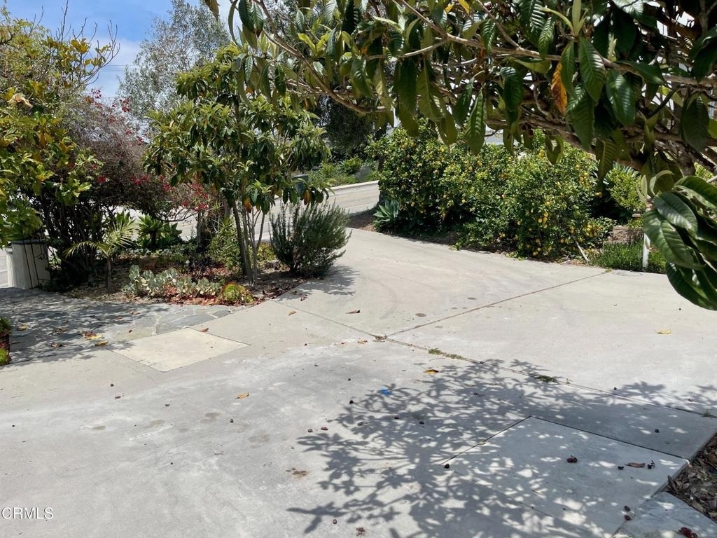 1148 Colina Vista - Photo 32