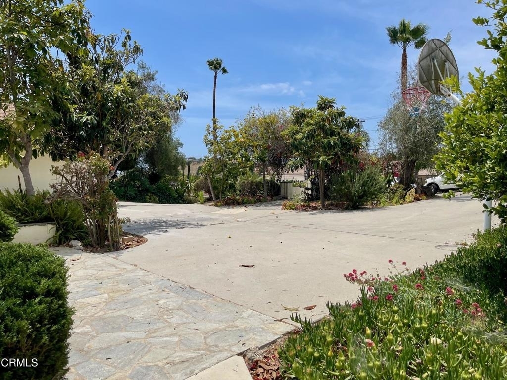 1148 Colina Vista - Photo 33