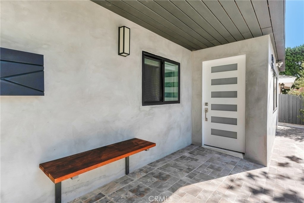 7841 W 83rd - Photo 4