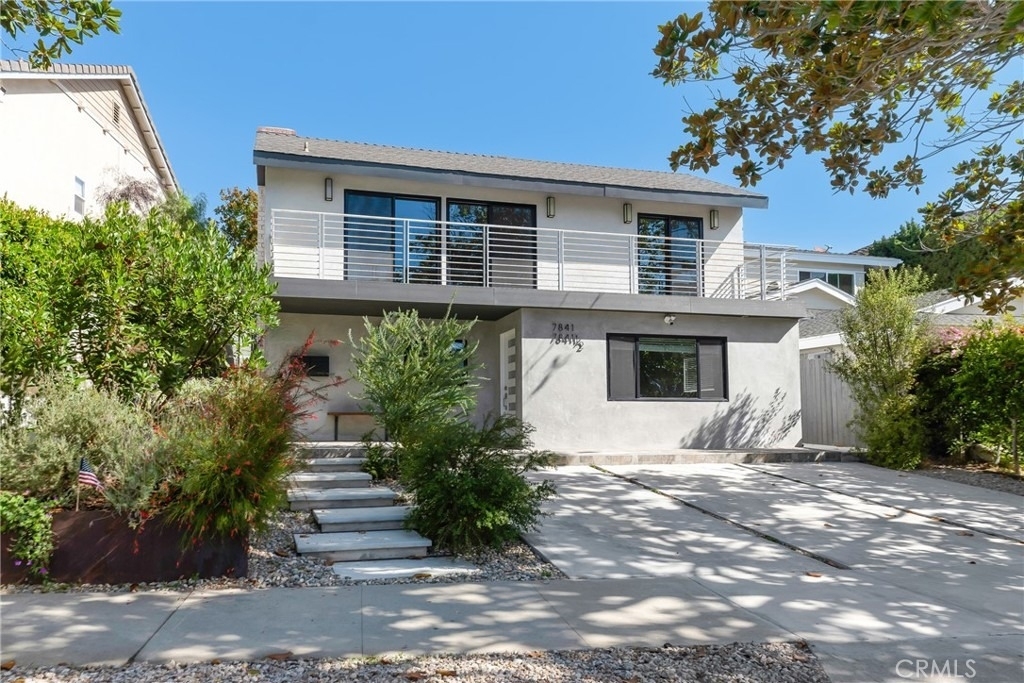 7841 W 83rd - Photo 2