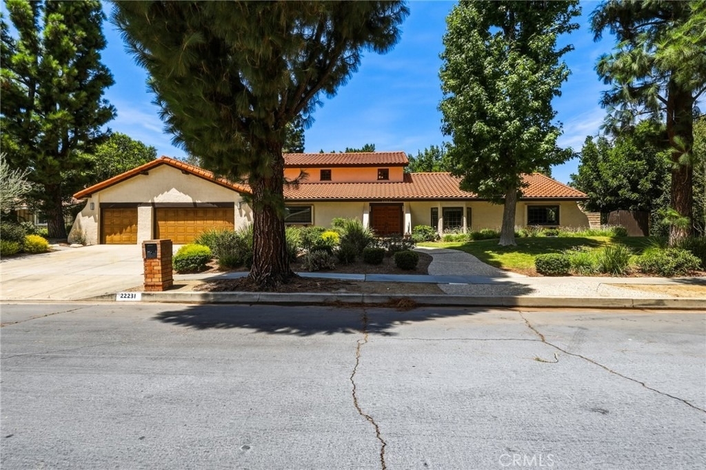 22231 Romar Street - Photo 13