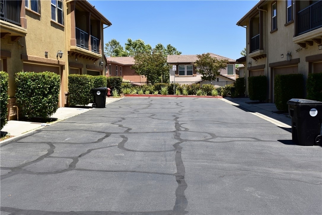 28492 Herrera Street - Photo 24