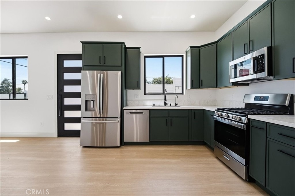 14902 Hubbard - Photo 8