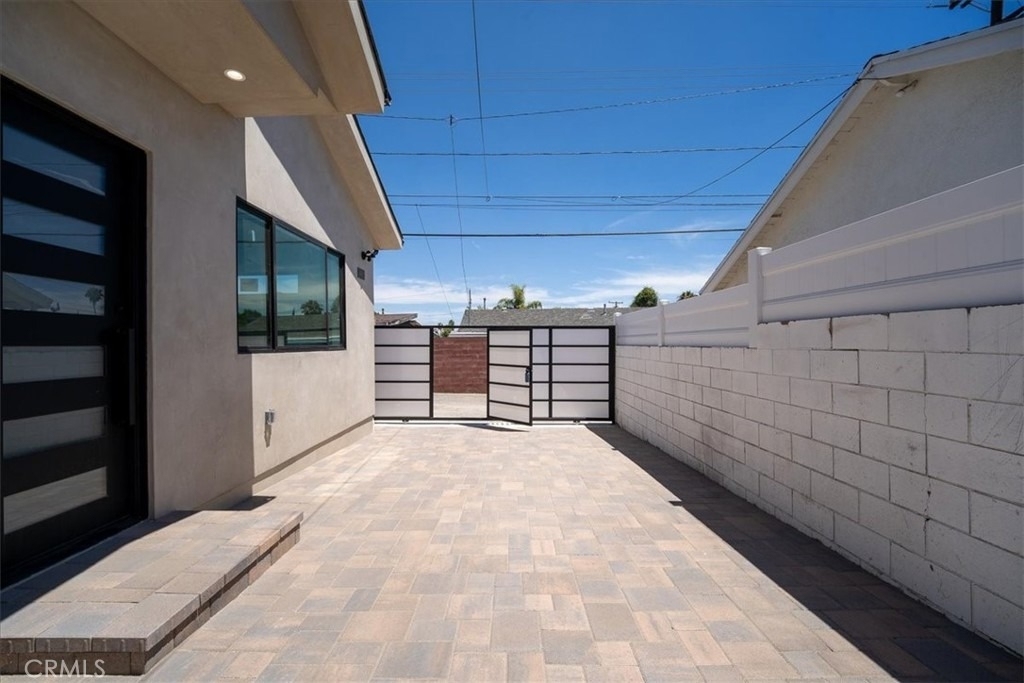 14902 Hubbard - Photo 3