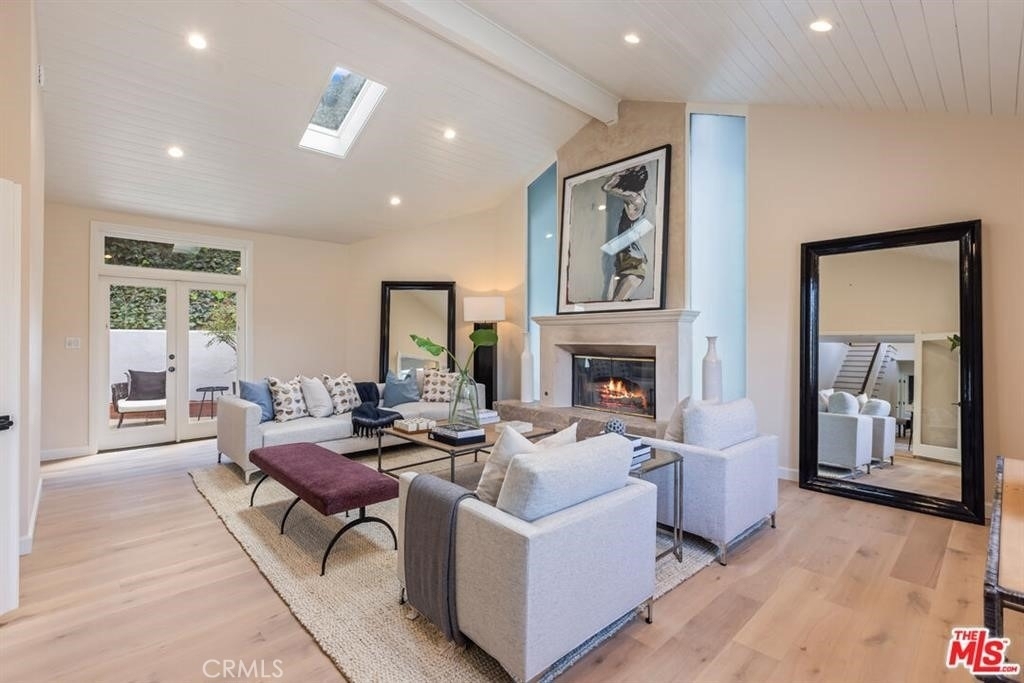 3217 Longridge - Photo 3