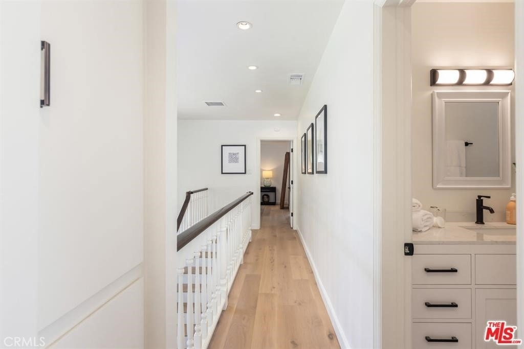 3217 Longridge - Photo 21