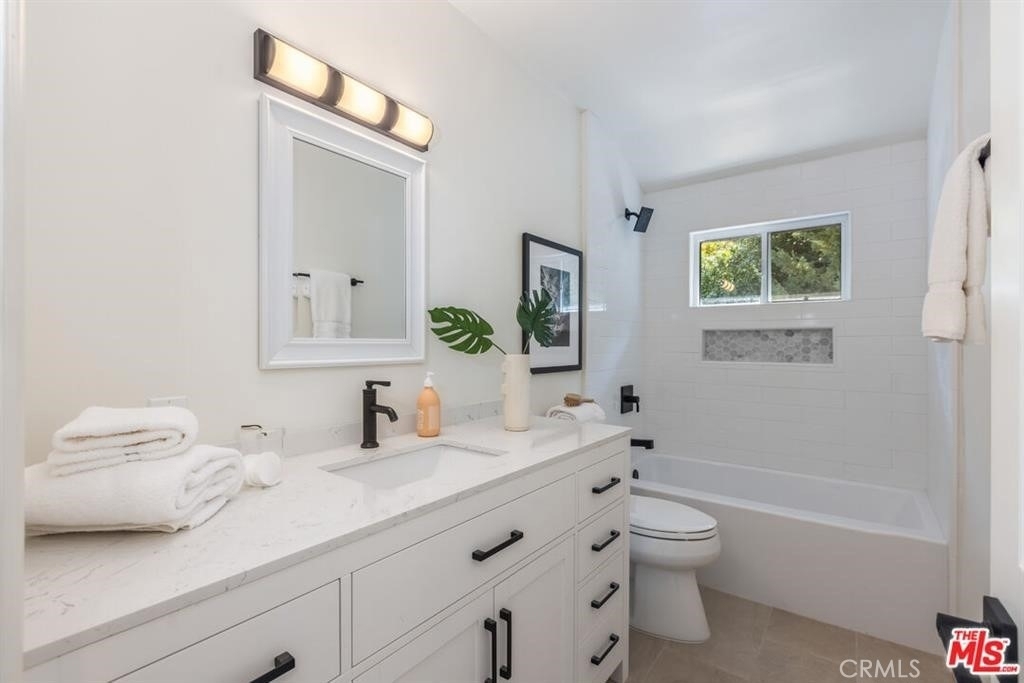3217 Longridge - Photo 20