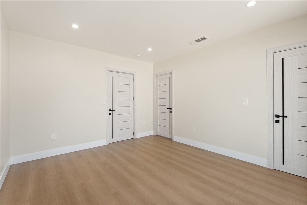 18921 Keswick Street - Photo 12