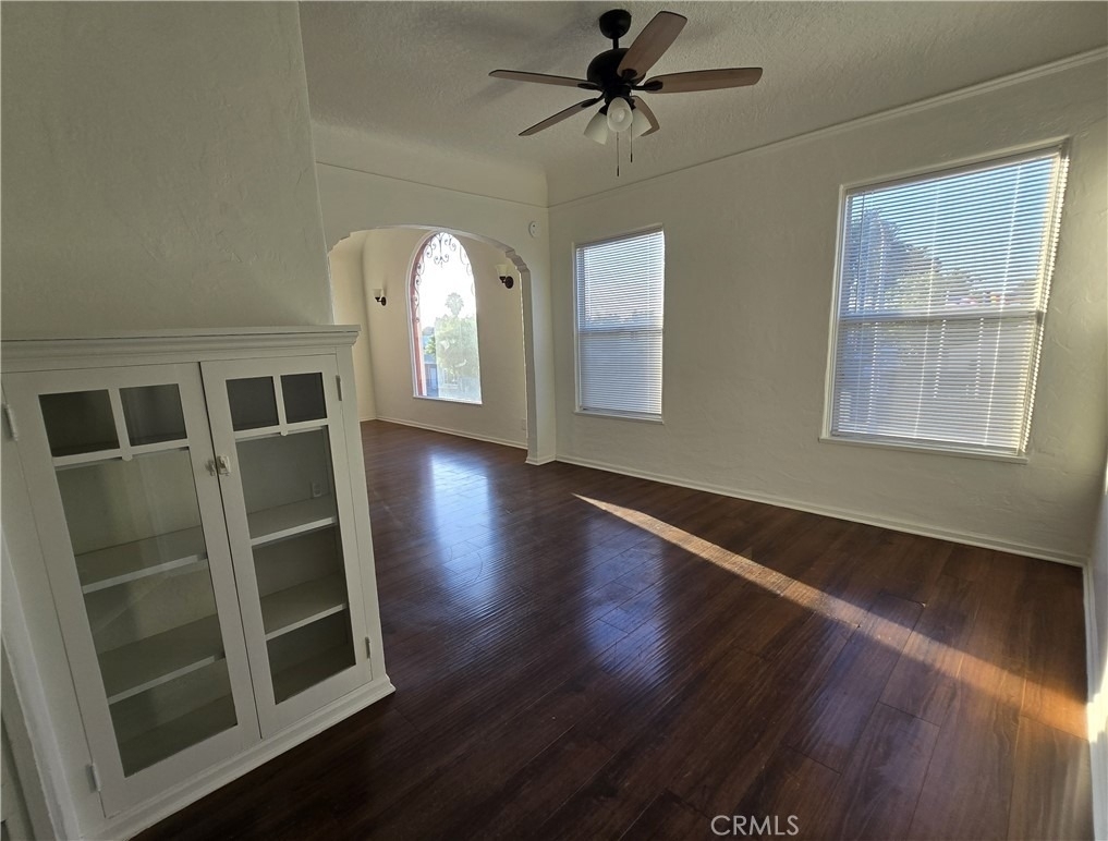 5740 California - Photo 12