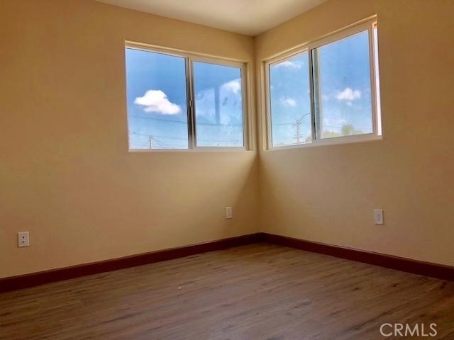 3534 W 67th Street - Photo 9