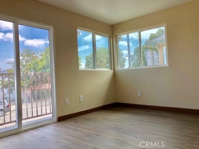 3534 W 67th Street - Photo 10