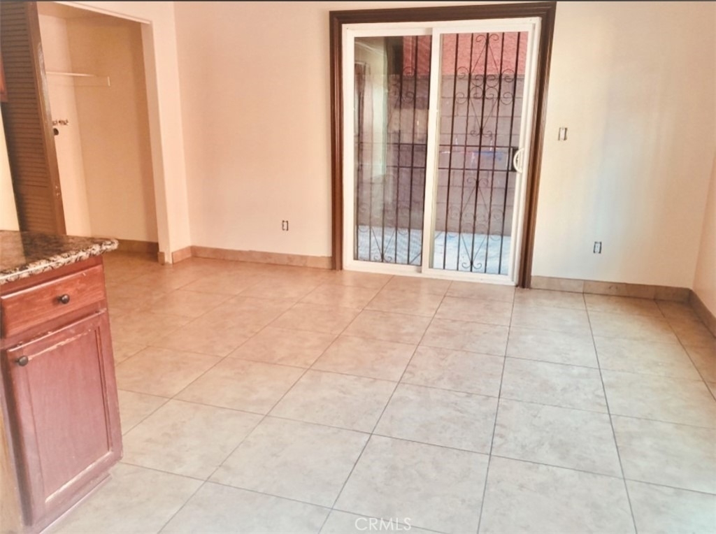 1343 E Adams - Photo 10