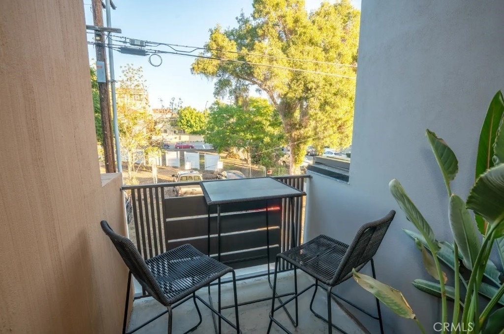 162 W Robinson - Photo 3