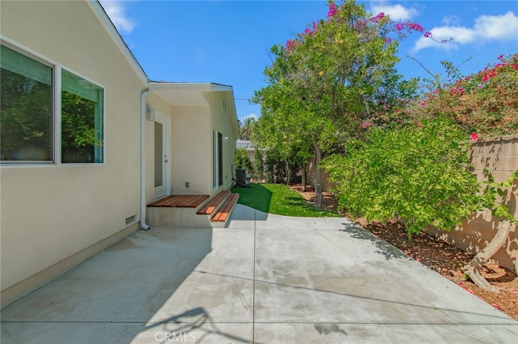 4534 Lennox - Photo 18