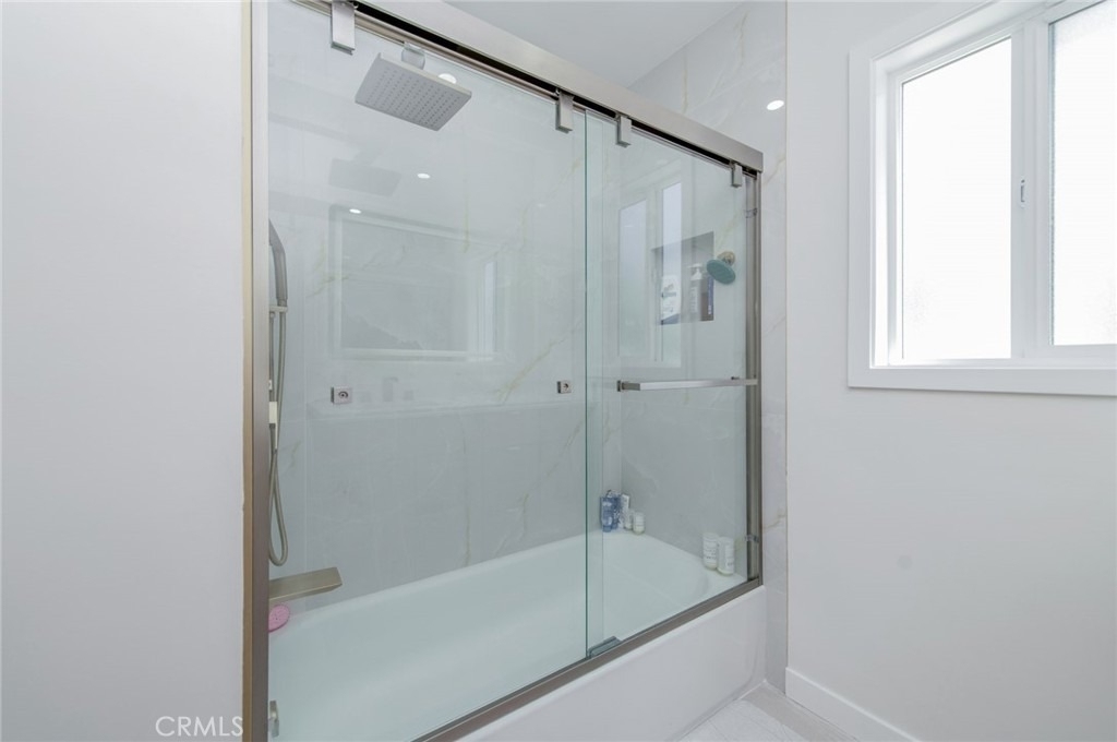 4534 Lennox - Photo 10