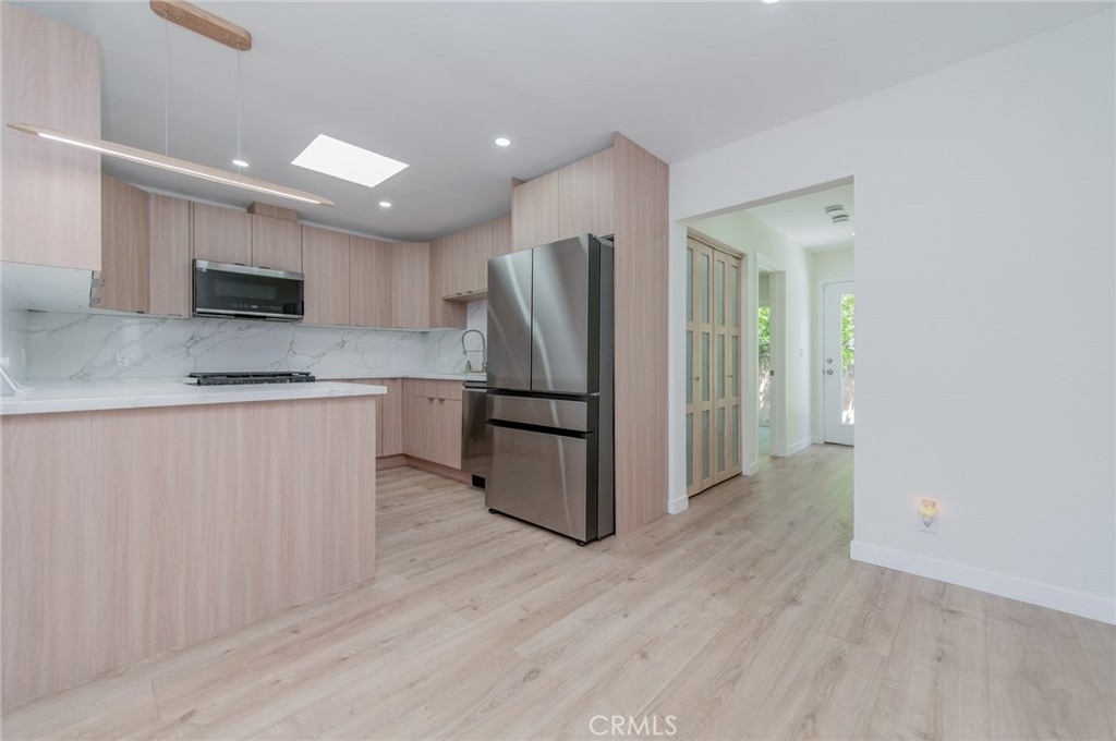 4534 Lennox - Photo 4