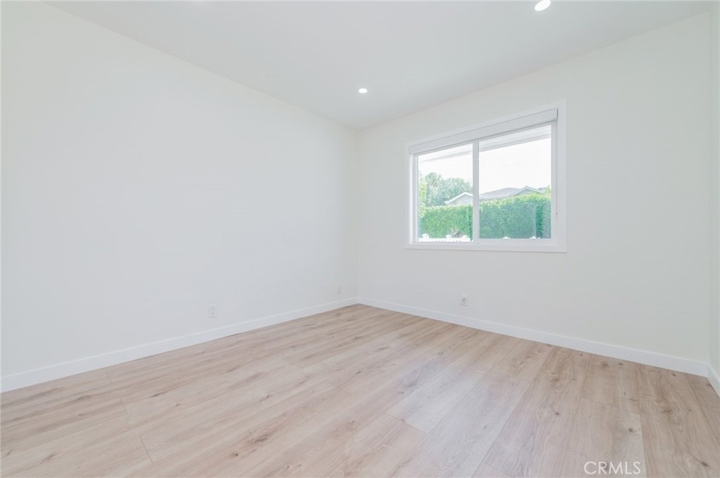 4534 Lennox - Photo 7