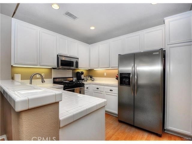 55 Ellsworth Street - Photo 10