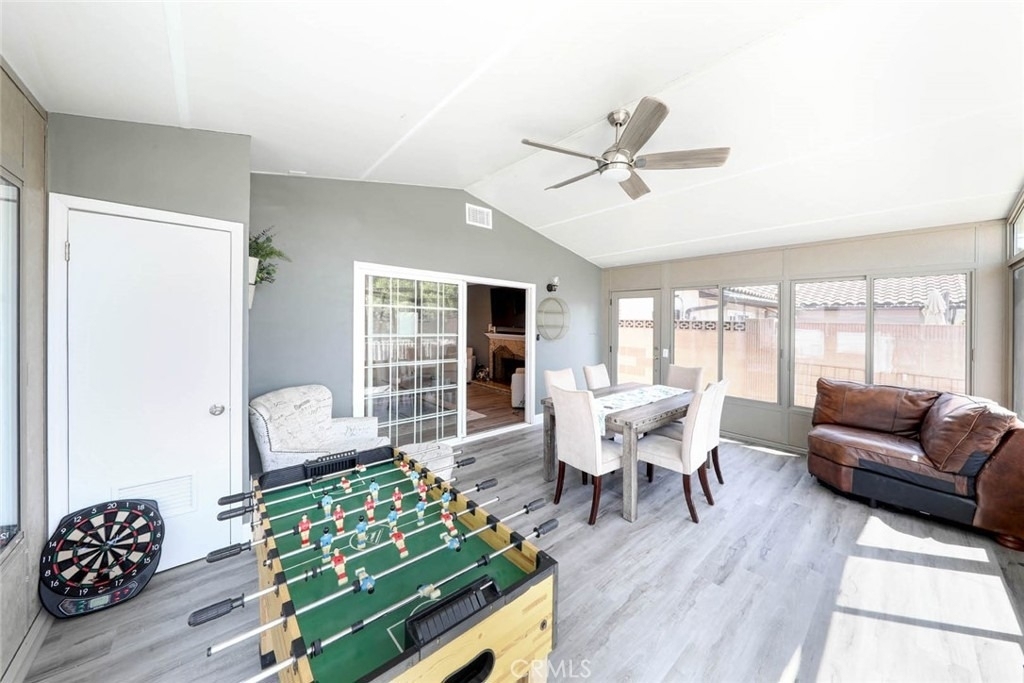 18091 Newland Street - Photo 11