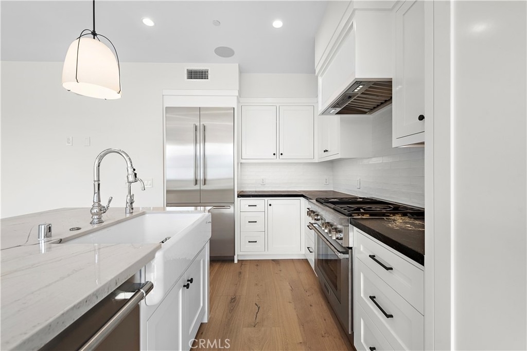 434 1/2 Goldenrod Avenue - Photo 6