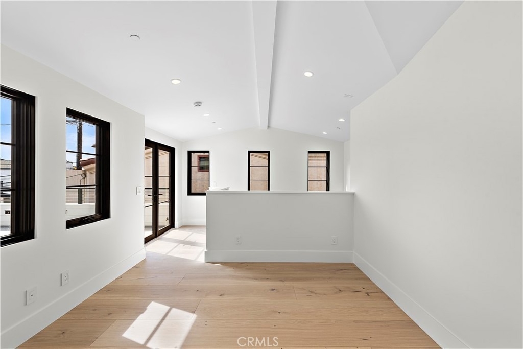 434 1/2 Goldenrod Avenue - Photo 13