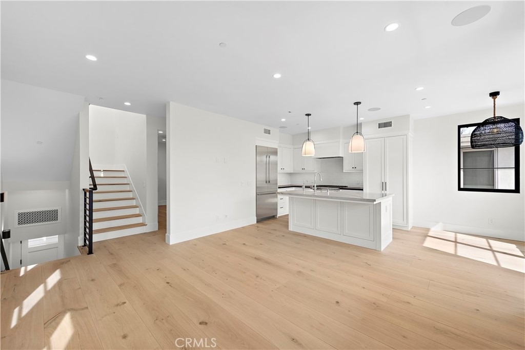 434 1/2 Goldenrod Avenue - Photo 3
