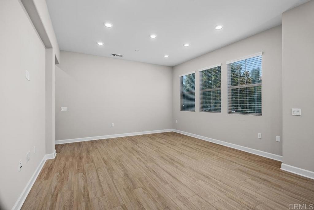 1137 Delpy View Point - Photo 3