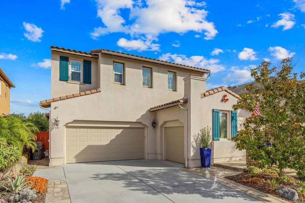 851 Antilla Way - Photo 2