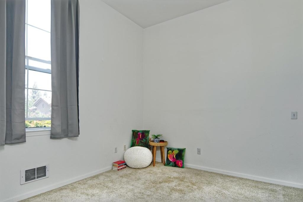 516 Martha Street - Photo 5