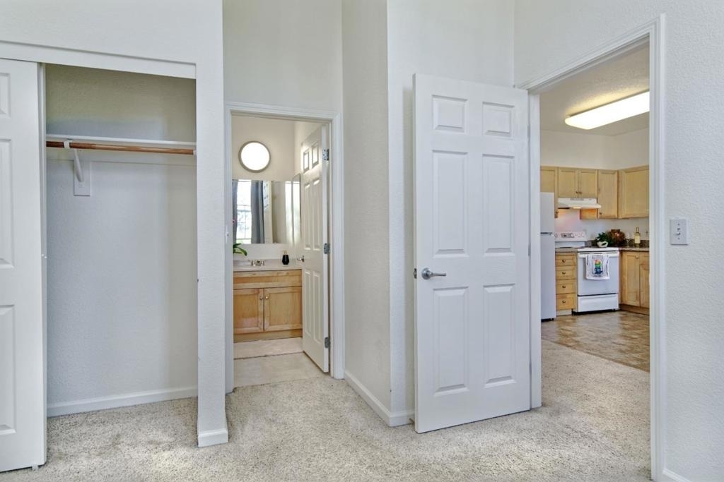 516 Martha Street - Photo 7