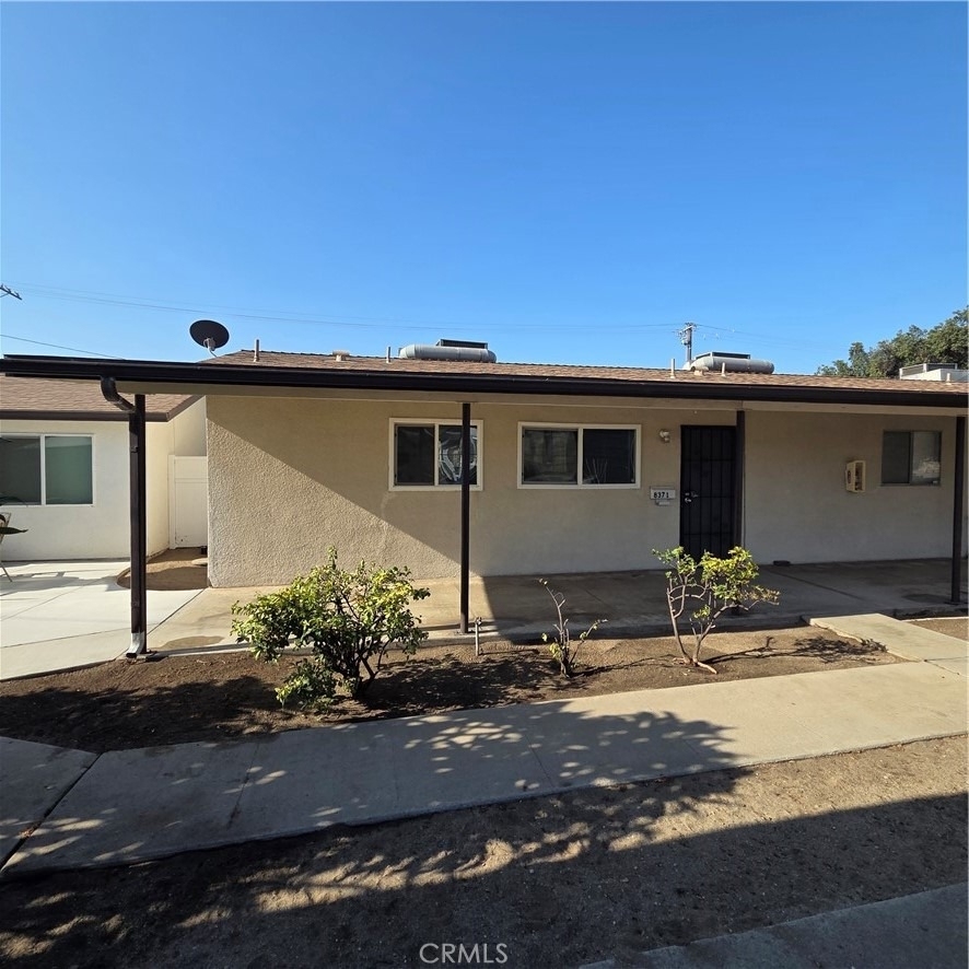 8371 Bennett Avenue - Photo 0