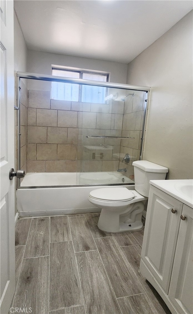 687 W 17th - Photo 11