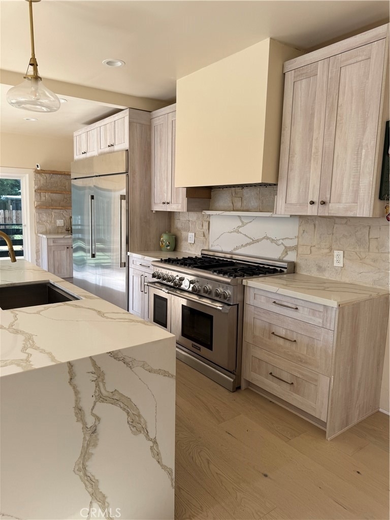 2255 W 29th St - Photo 1