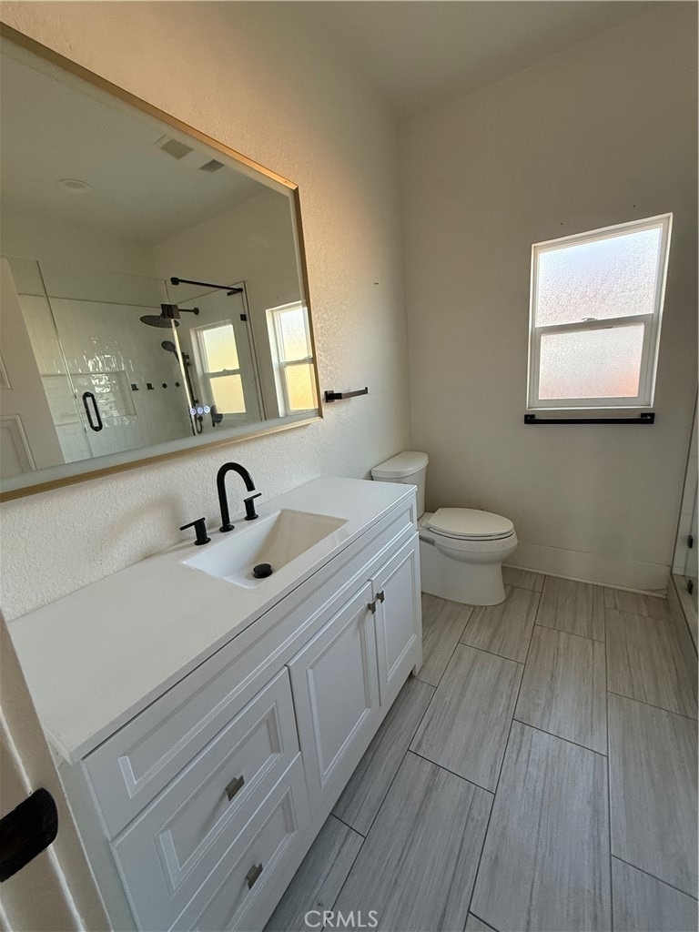 2255 W 29th St - Photo 8