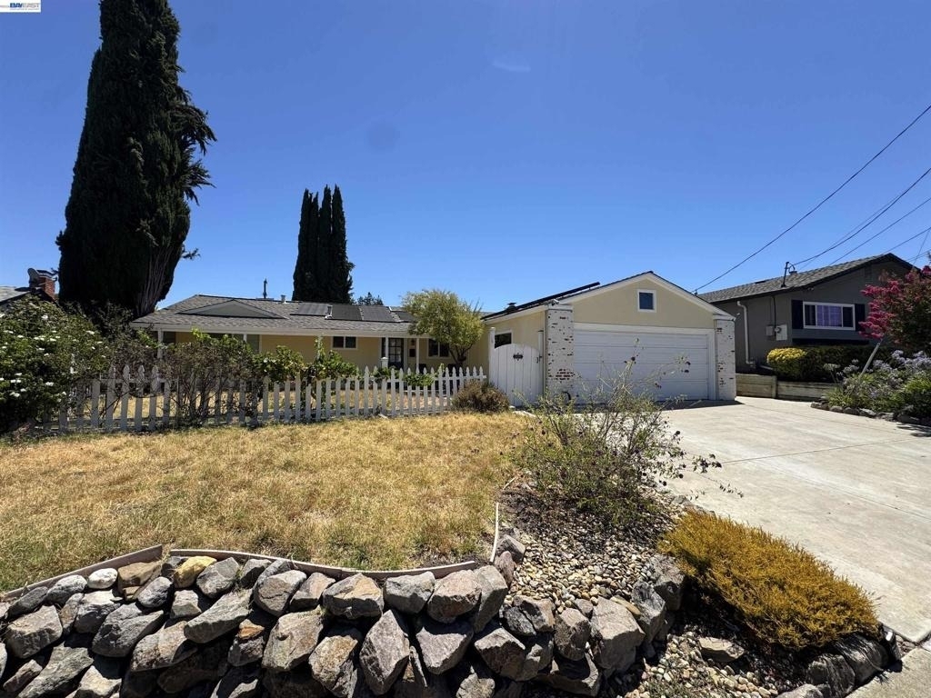 1250 Cape Cod Way - Photo 1