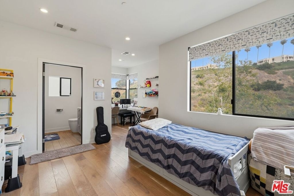 12911 Bluff Creek Drive - Photo 25