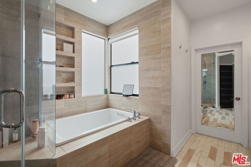 12911 Bluff Creek Drive - Photo 19