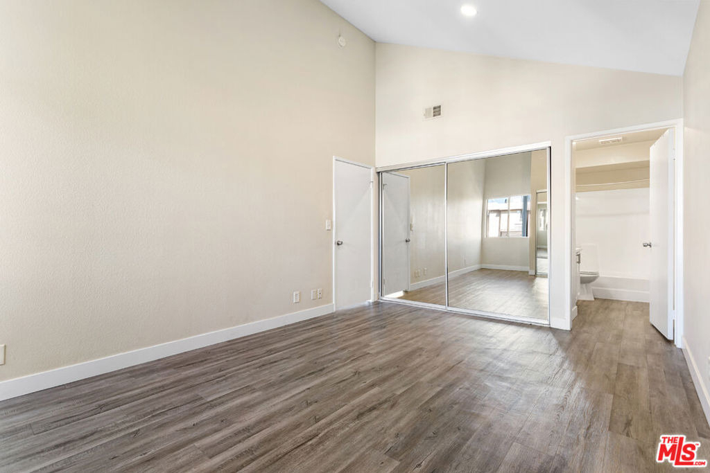 1626 Malcolm Avenue - Photo 9