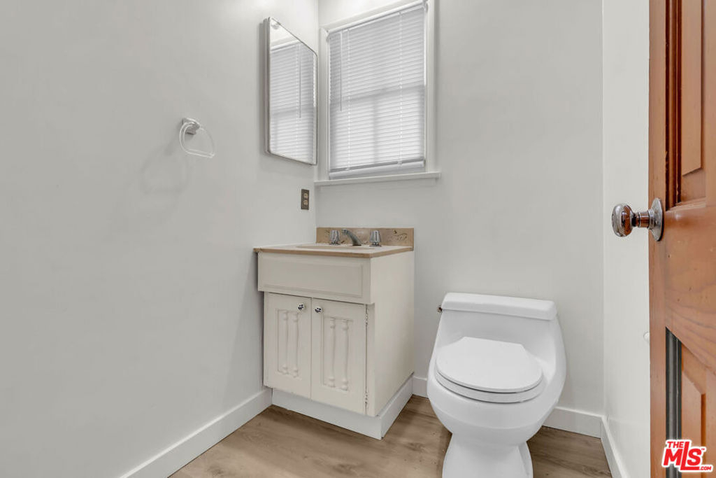 9322 Lasaine Avenue - Photo 23