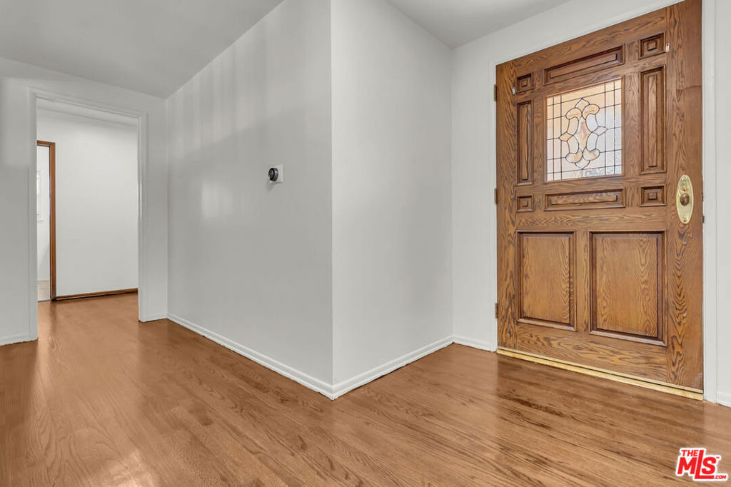 9322 Lasaine Avenue - Photo 22